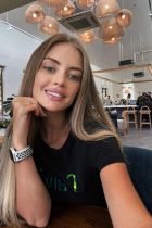 Полина, 25